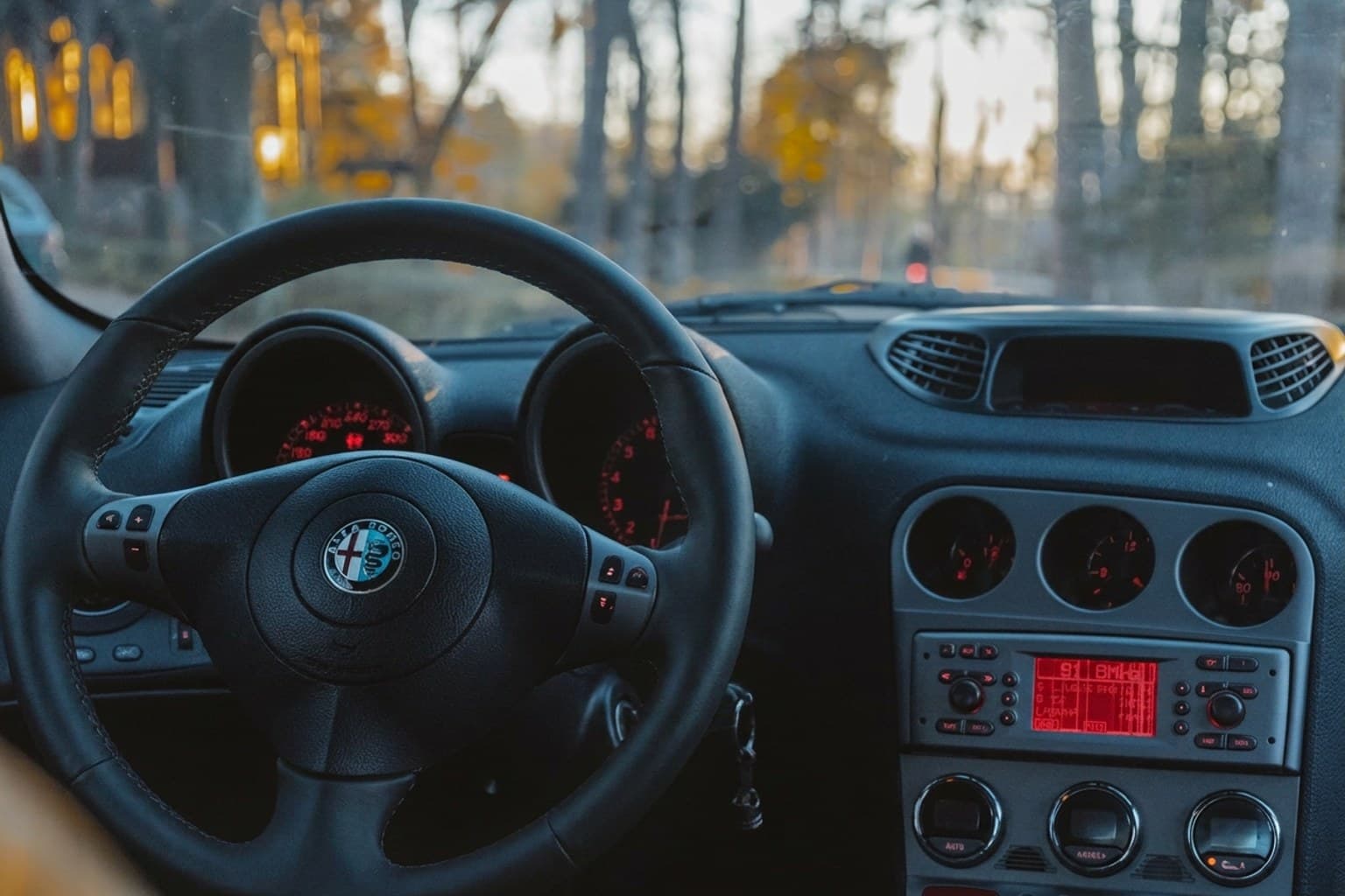 Салон Alfa Romeo 156 Sportwagon — ремонт шторок люка | Автоателье BIRSON СПб