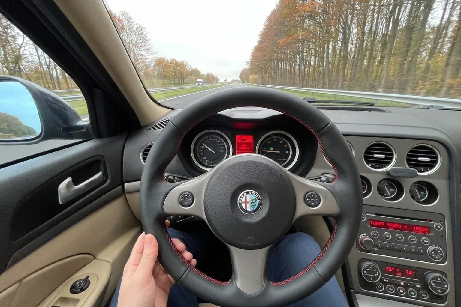 Салон Alfa Romeo 159 — ремонт шторок люка | Автоателье BIRSON СПб