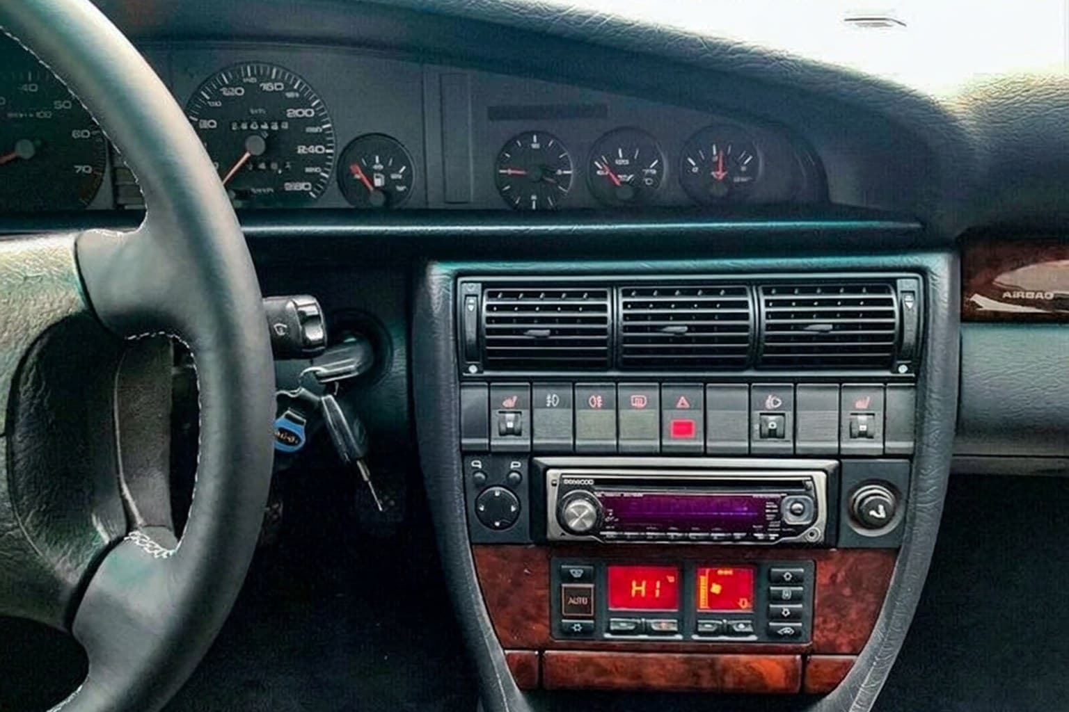 Салон Audi 100 Avant — предпродажная подготовка салона | Автоателье BIRSON СПб