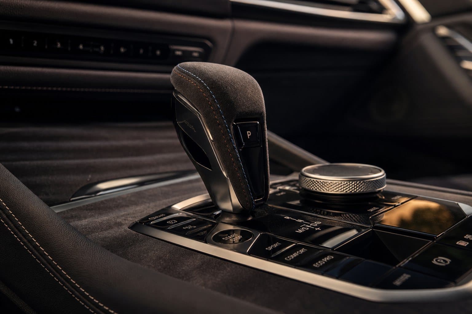 Перетяжка ручки КПП BMW 1 Series Cabrio — Автоателье BIRSON СПб