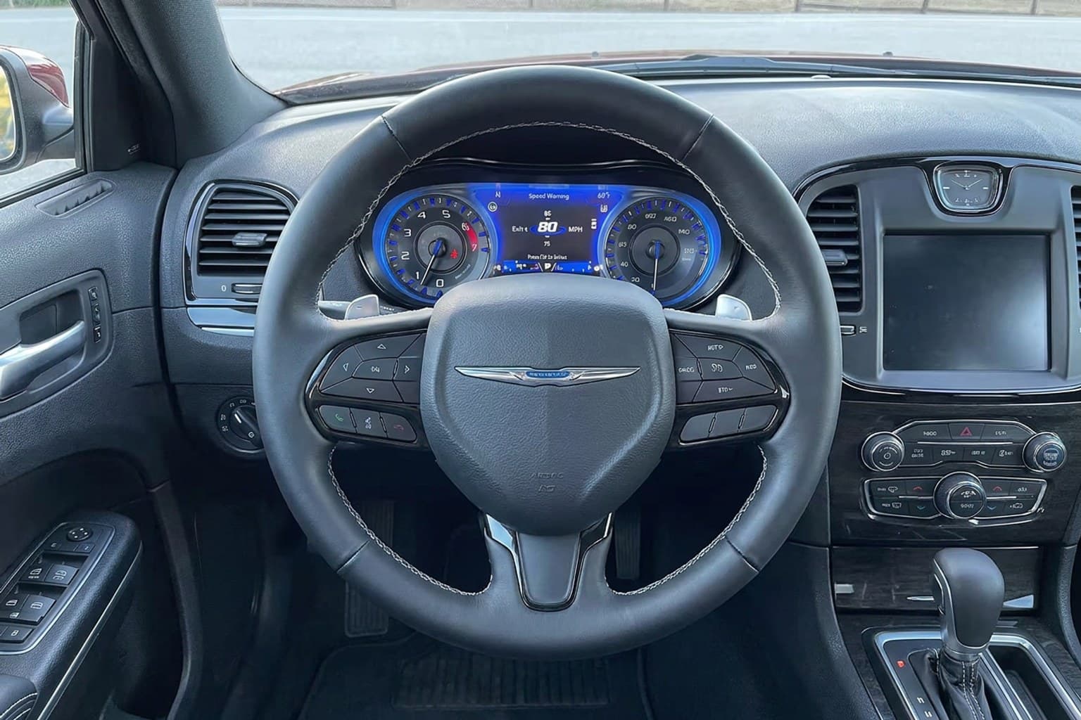 Салон Chrysler 300 C — ремонт шторок люка | Автоателье BIRSON СПб
