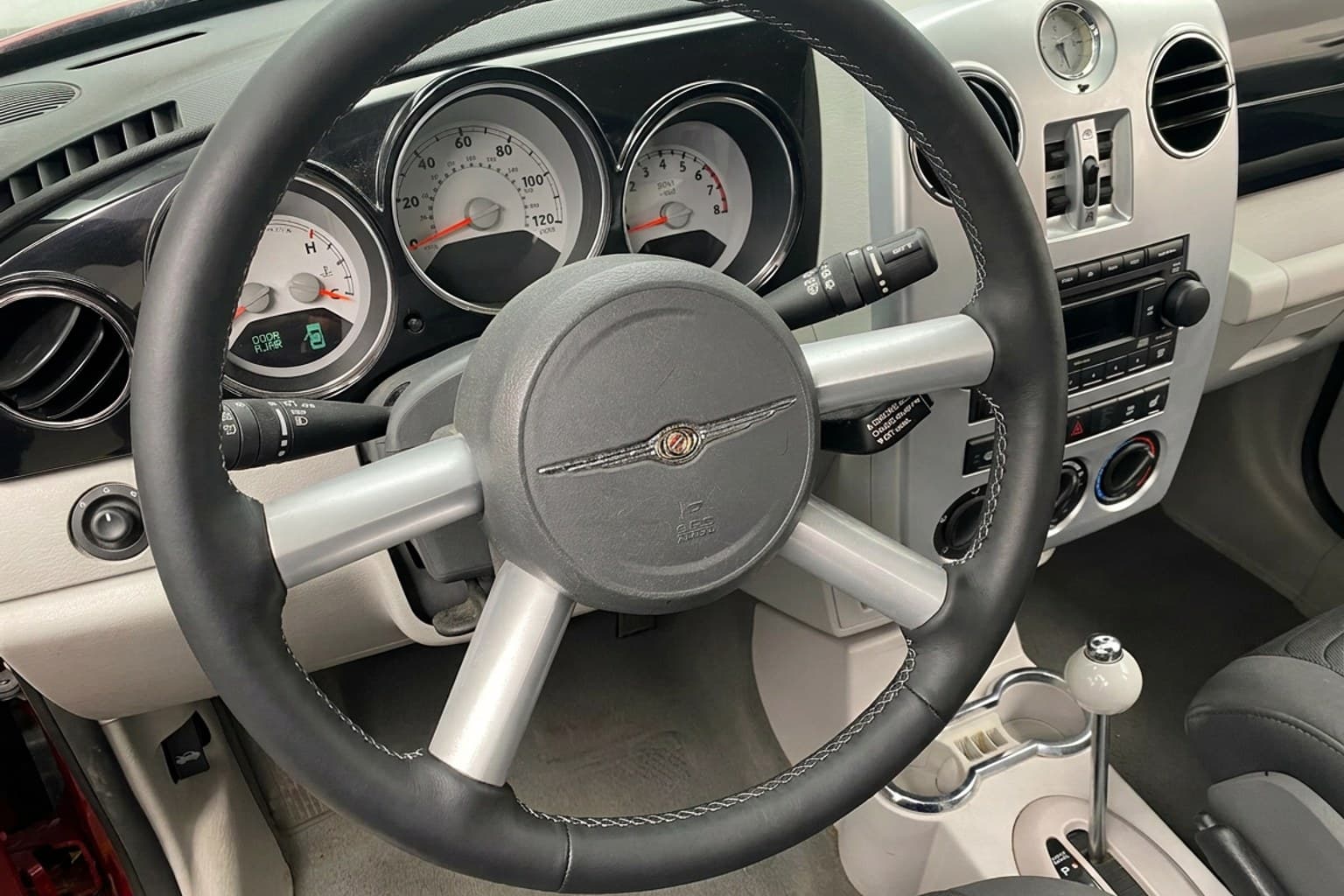 Салон Chrysler PT Cruiser — предпродажная подготовка салона | Автоателье BIRSON СПб