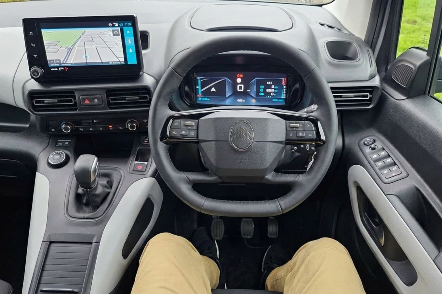 Салон Citroën Berlingo — замена ремней | Автоателье BIRSON СПб