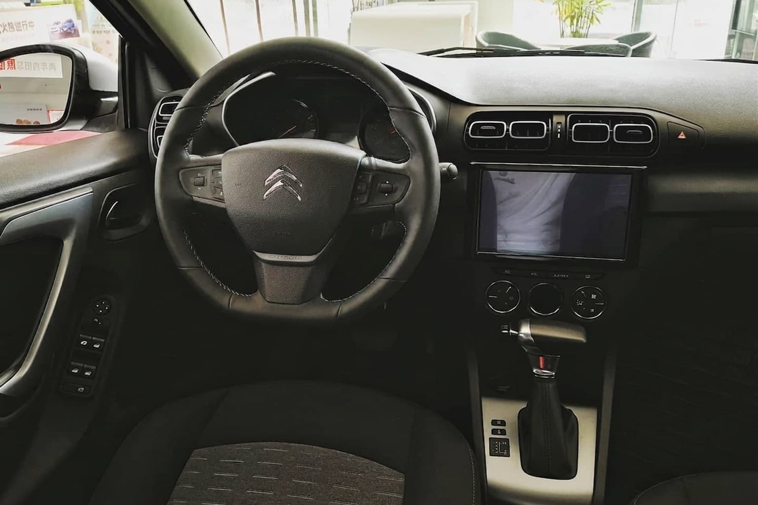 Салон Citroën C-Elissée — предпродажная подготовка салона | Автоателье BIRSON СПб
