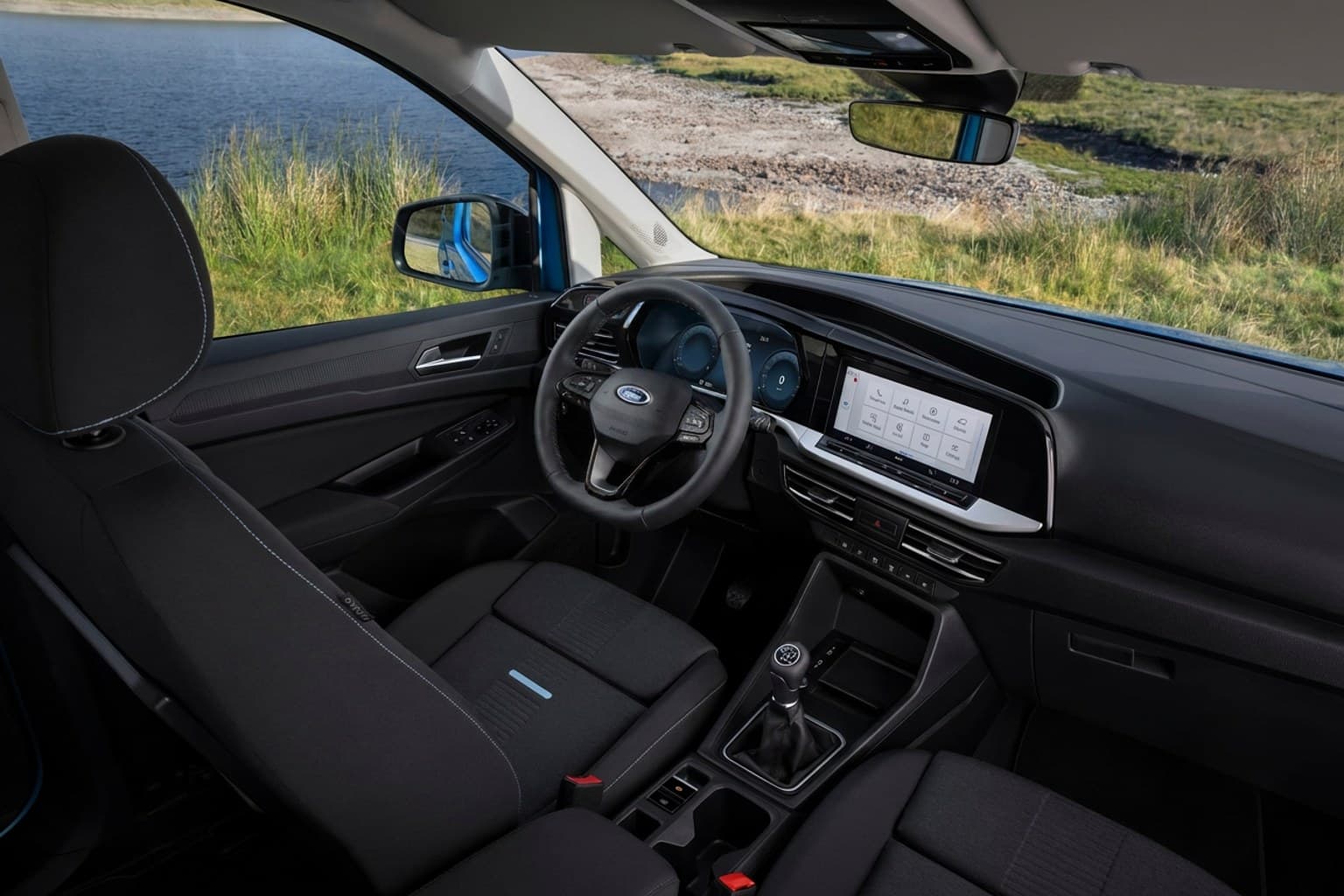 Салон Ford Tourneo Connect — предпродажная подготовка салона | Автоателье BIRSON СПб