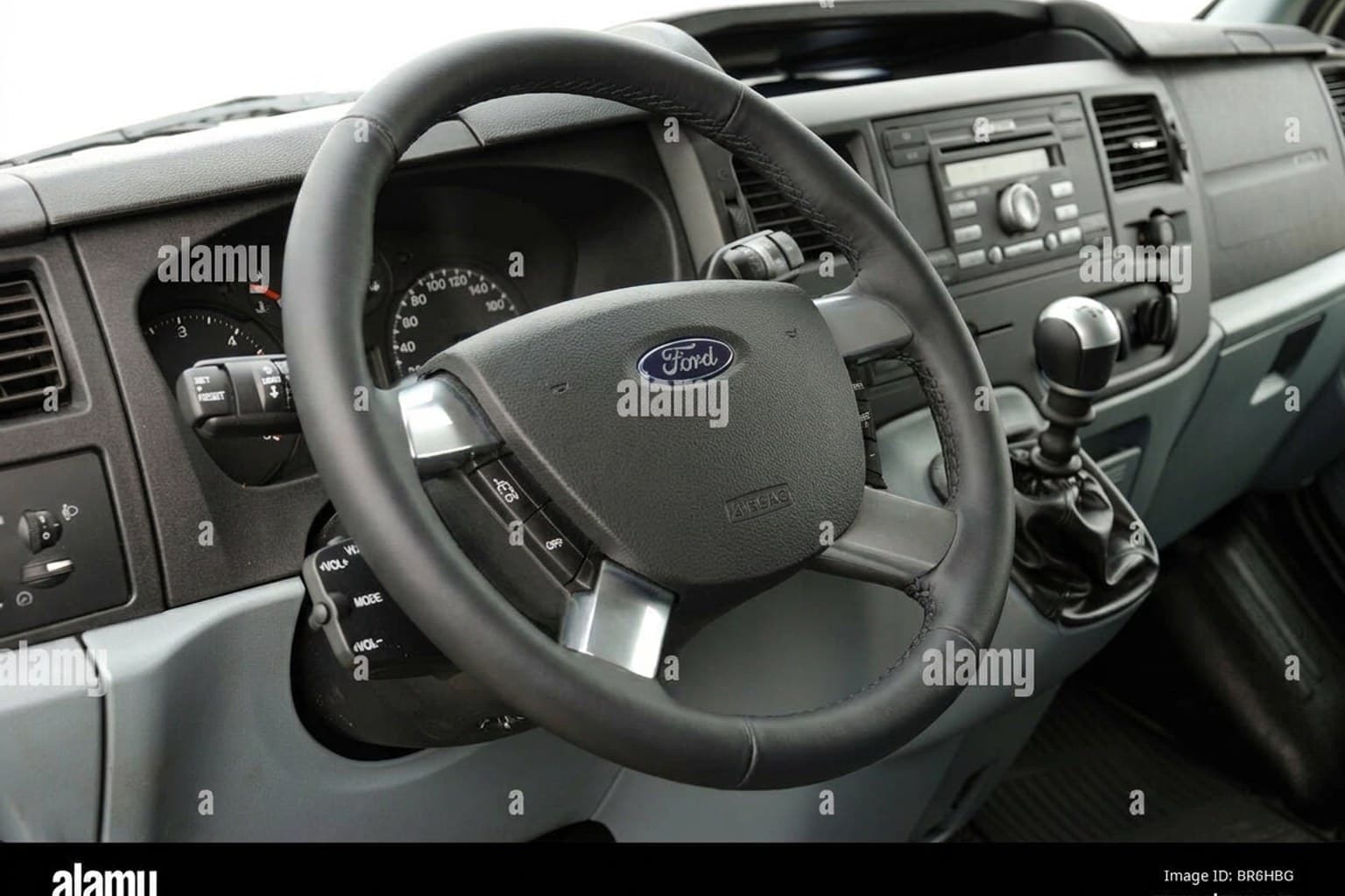 Салон Ford Transit Valnik — предпродажная подготовка салона | Автоателье BIRSON СПб