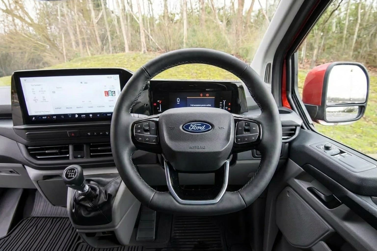 Салон Ford Transit Van — ремонт шторок люка | Автоателье BIRSON СПб