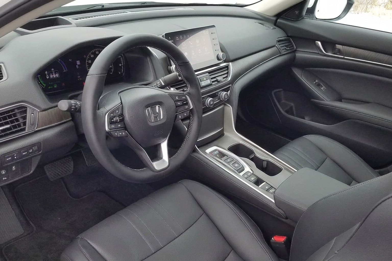 Салон Honda Accord Tourer — предпродажная подготовка салона | Автоателье BIRSON СПб