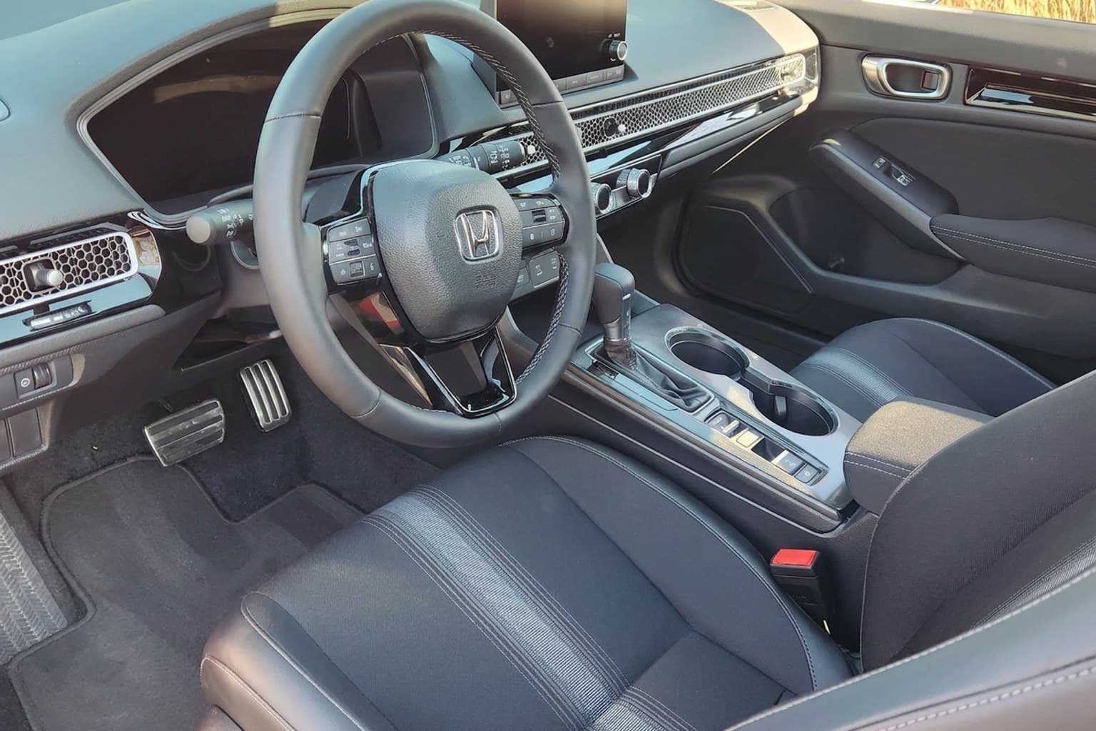 Салон Honda Civic Tourer — предпродажная подготовка салона | Автоателье BIRSON СПб