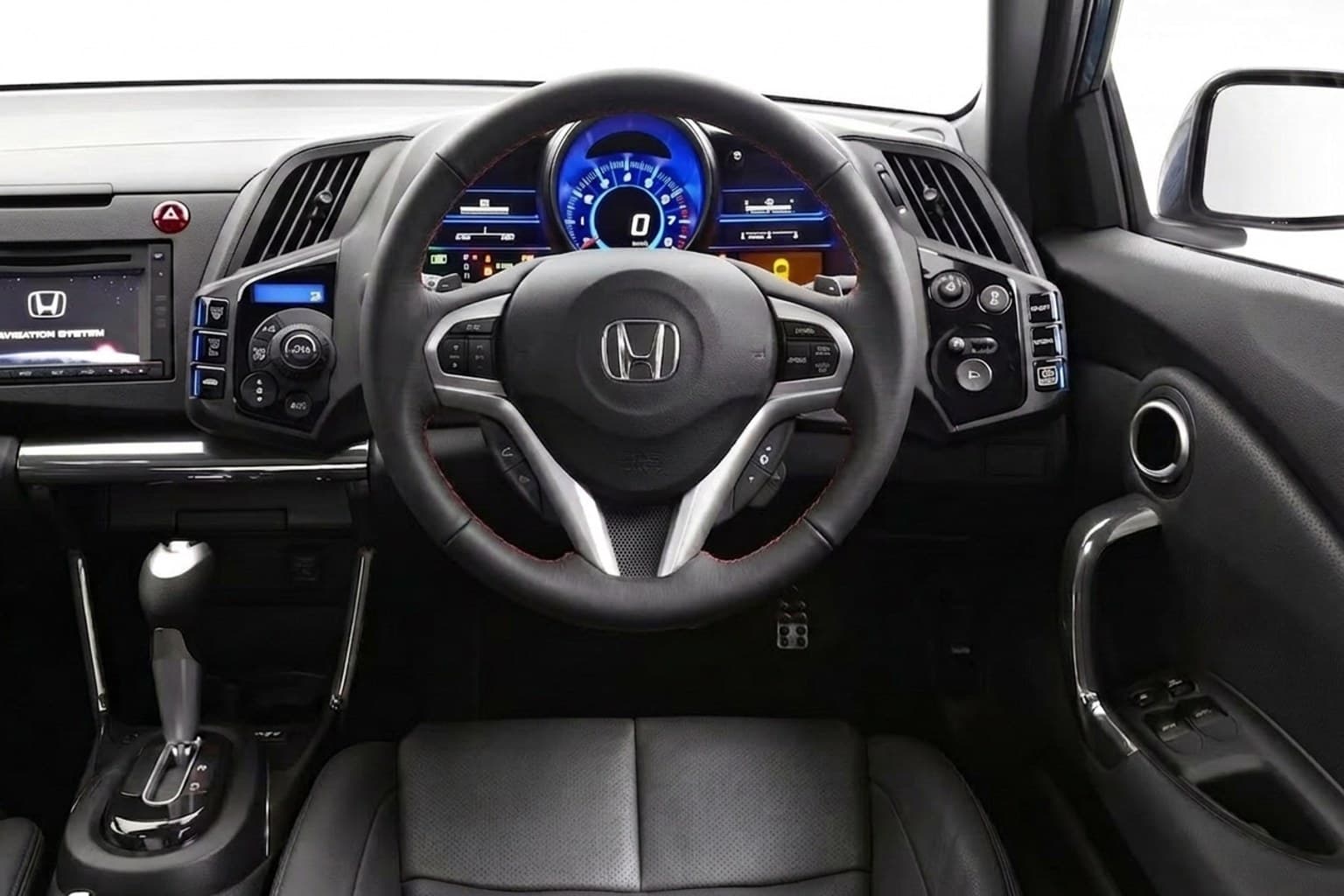 Салон Honda CR-Z — предпродажная подготовка салона | Автоателье BIRSON СПб