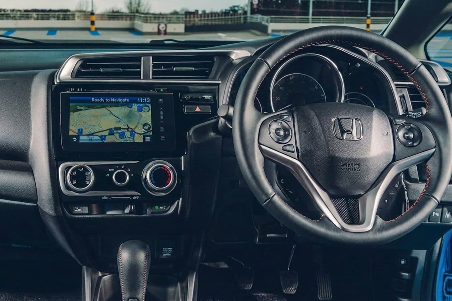 Салон Honda Jazz — ремонт шторок люка | Автоателье BIRSON СПб