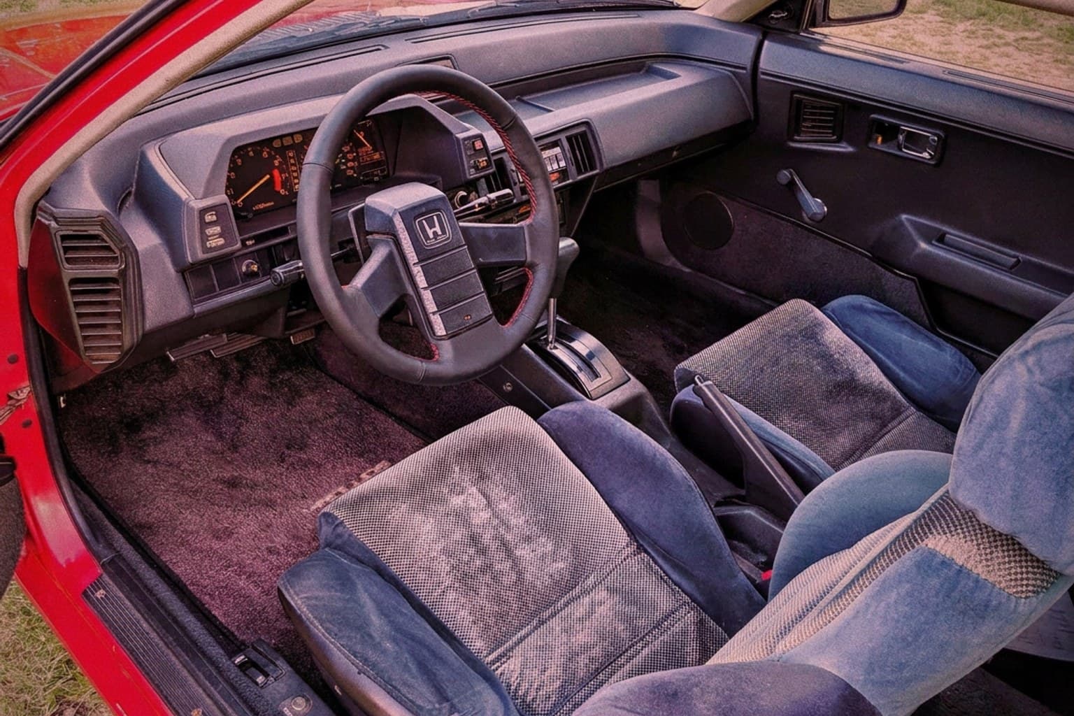 Салон Honda Prelude — замена ремней | Автоателье BIRSON СПб