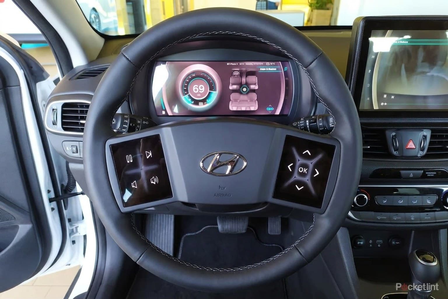Салон Hyundai Matrix — восстановление пластика | Автоателье BIRSON СПб