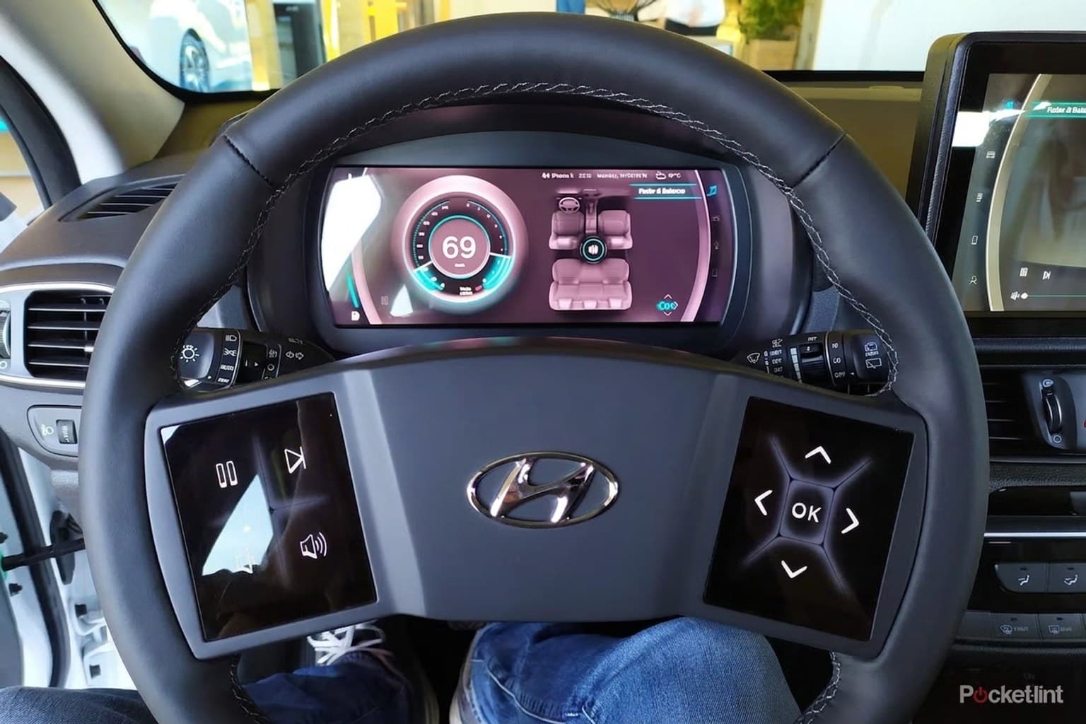 Салон Hyundai Trajet — ремонт шторок люка | Автоателье BIRSON СПб