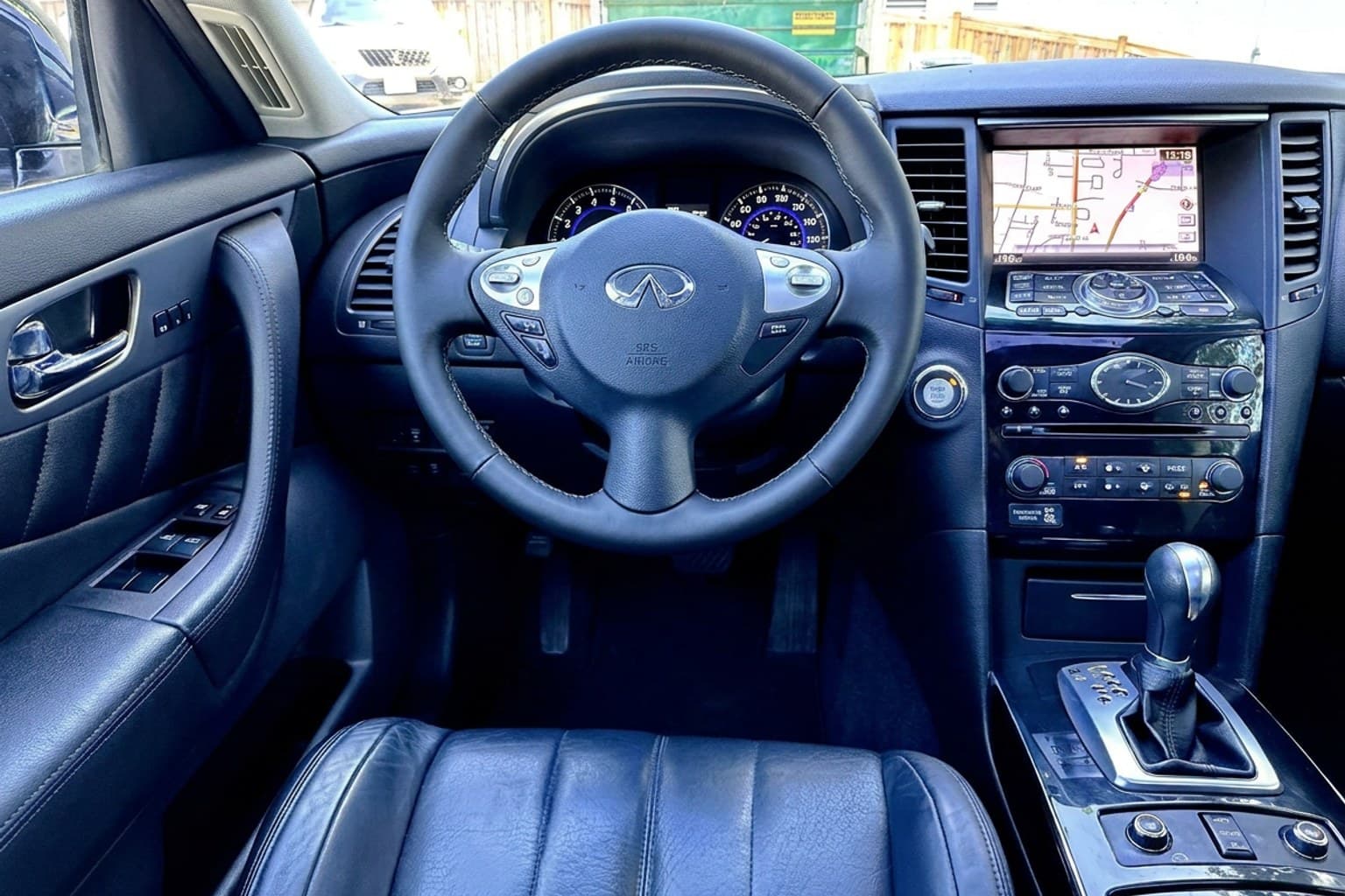 Салон Infiniti FX — ремонт шторок люка | Автоателье BIRSON СПб