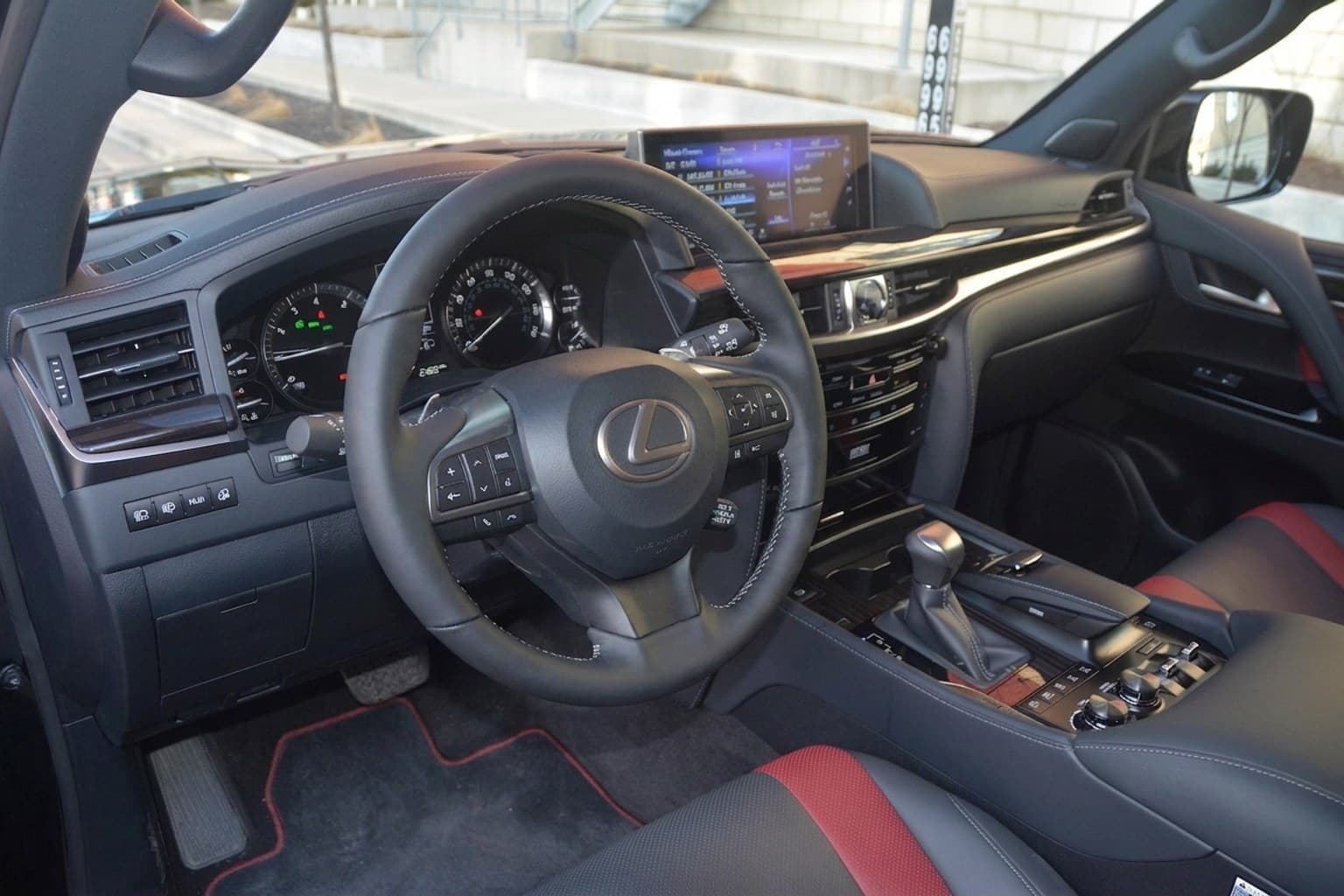 Салон Lexus LX — восстановление пластика | Автоателье BIRSON СПб