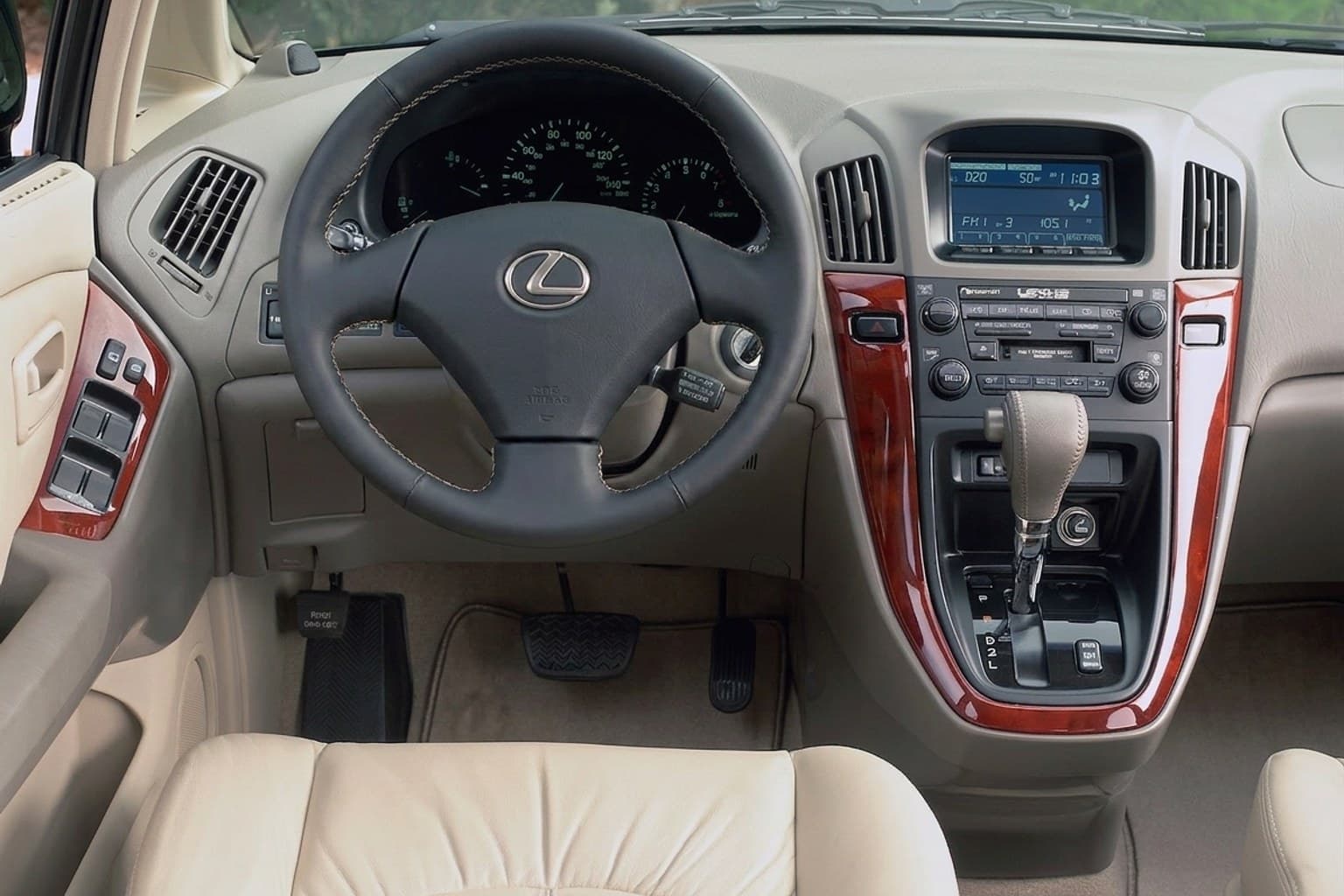 Салон Lexus RX 300 — предпродажная подготовка салона | Автоателье BIRSON СПб