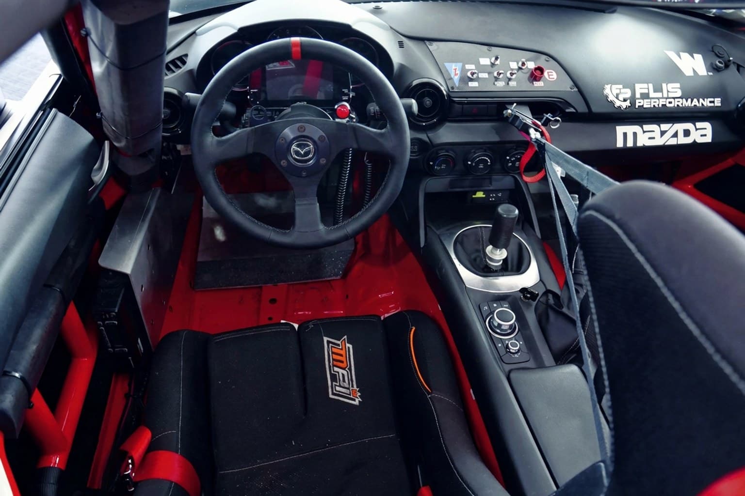 Салон Mazda MX-5 — восстановление пластика | Автоателье BIRSON СПб
