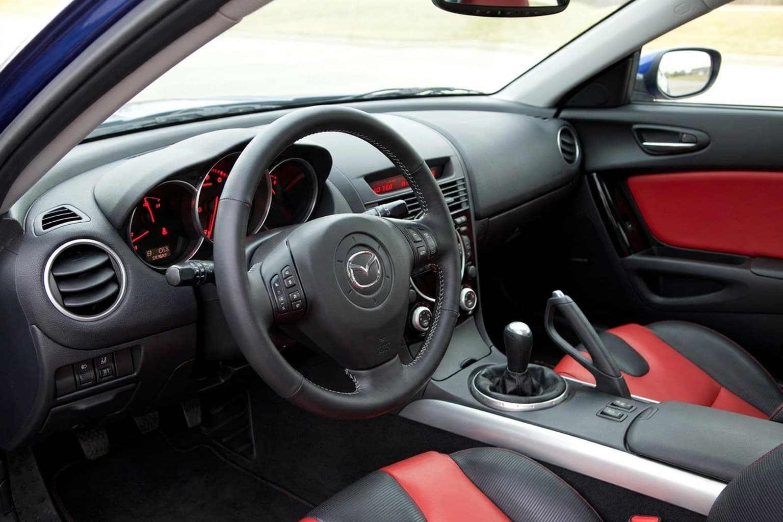 Салон Mazda RX-8 — восстановление пластика | Автоателье BIRSON СПб
