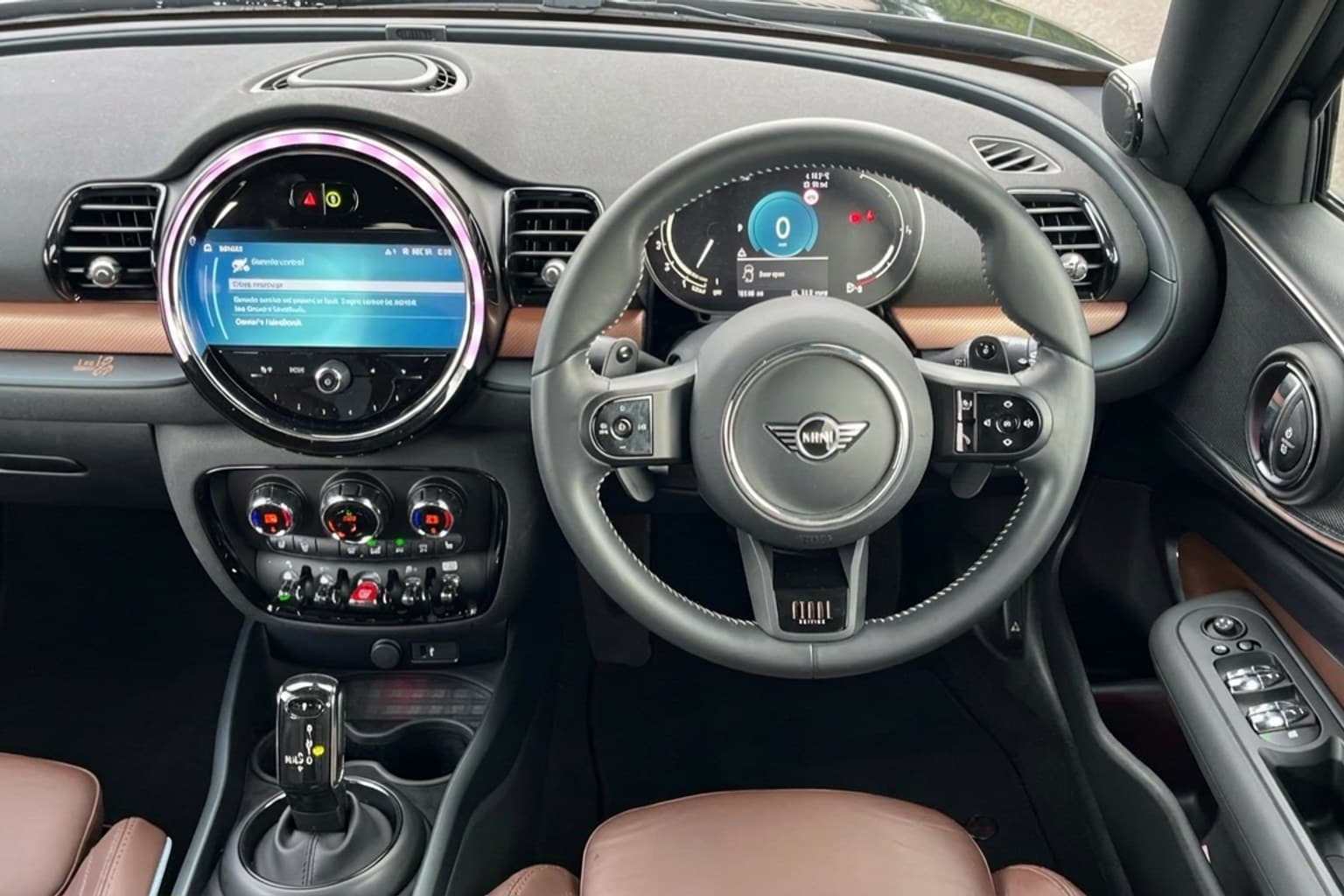 Салон MINI Cooper Clubman — предпродажная подготовка салона | Автоателье BIRSON СПб