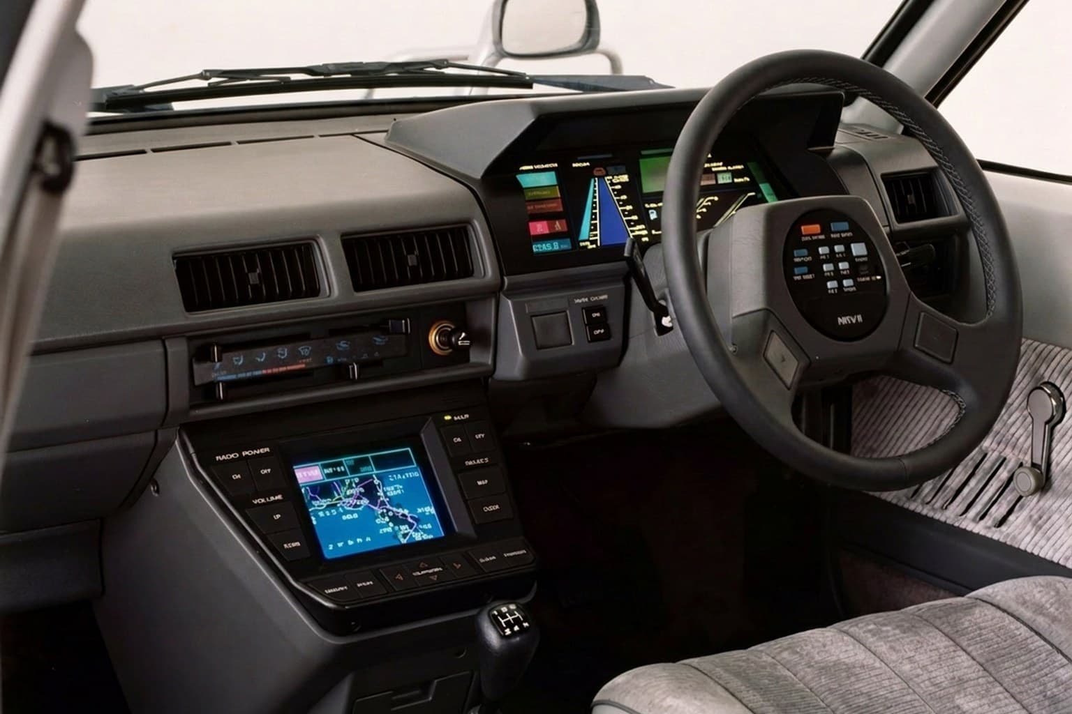 Салон Nissan Cabstar TL2 Valnik — предпродажная подготовка салона | Автоателье BIRSON СПб