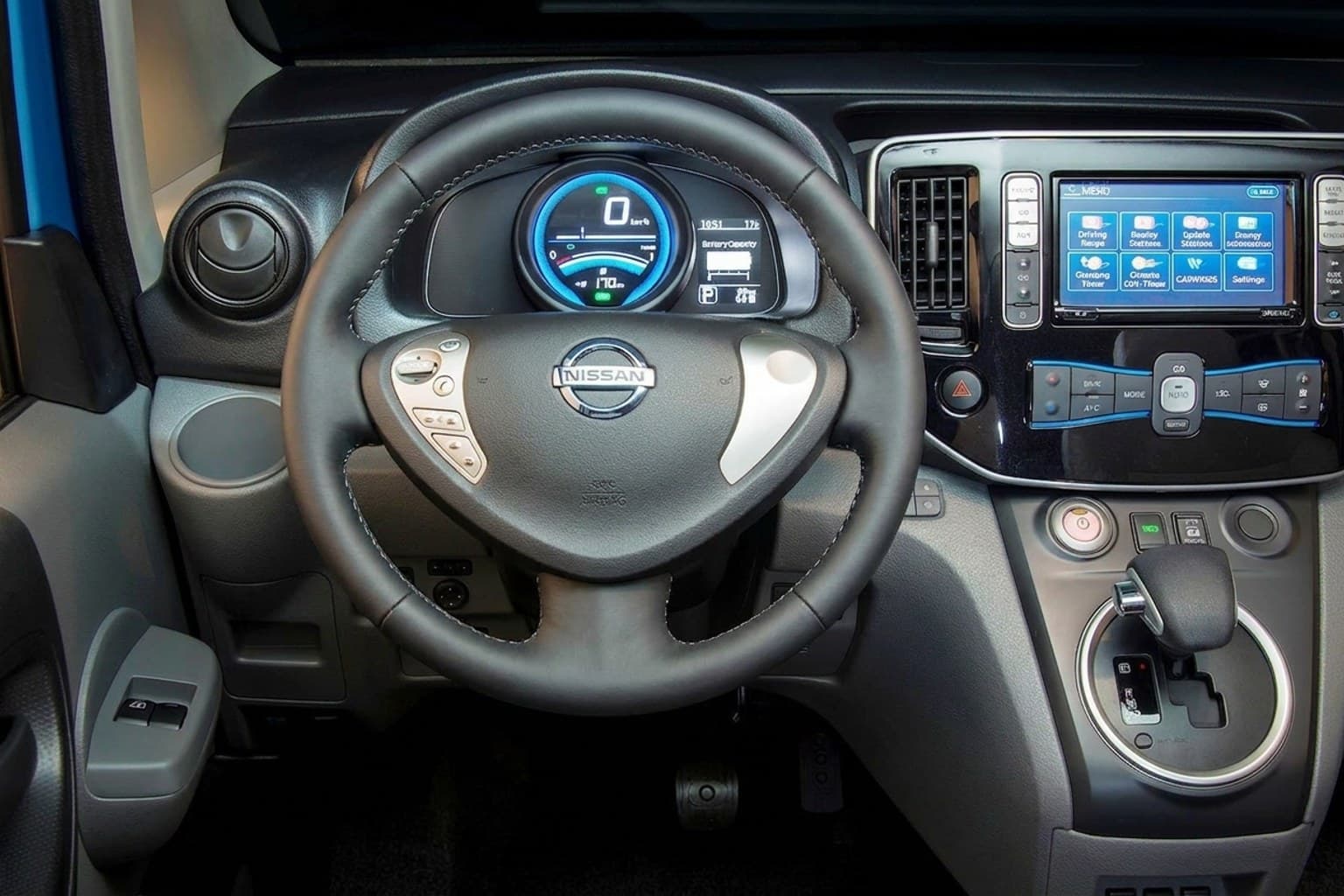 Салон Nissan e-NV200 — предпродажная подготовка салона | Автоателье BIRSON СПб