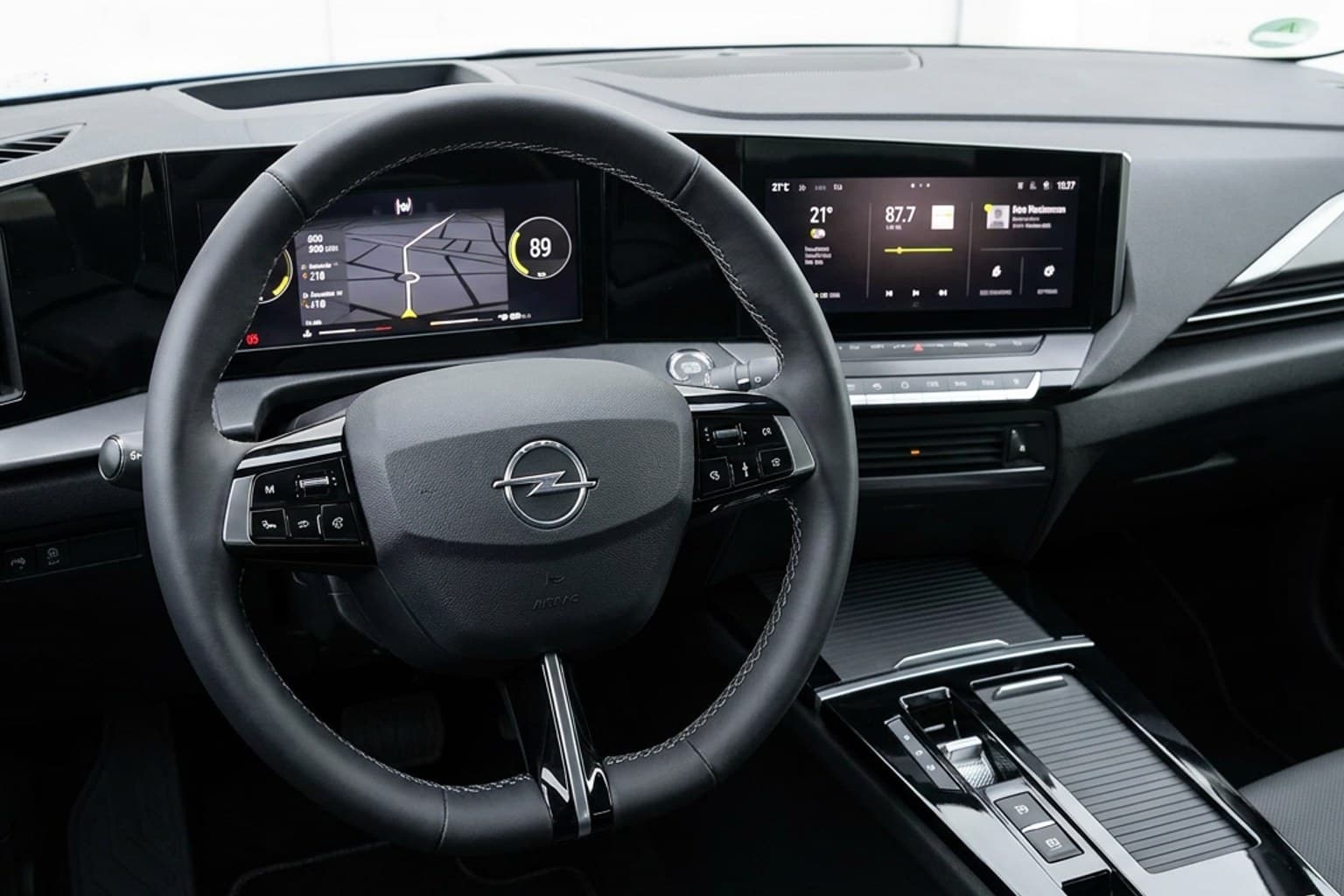 Салон Opel Astra — замена ремней | Автоателье BIRSON СПб