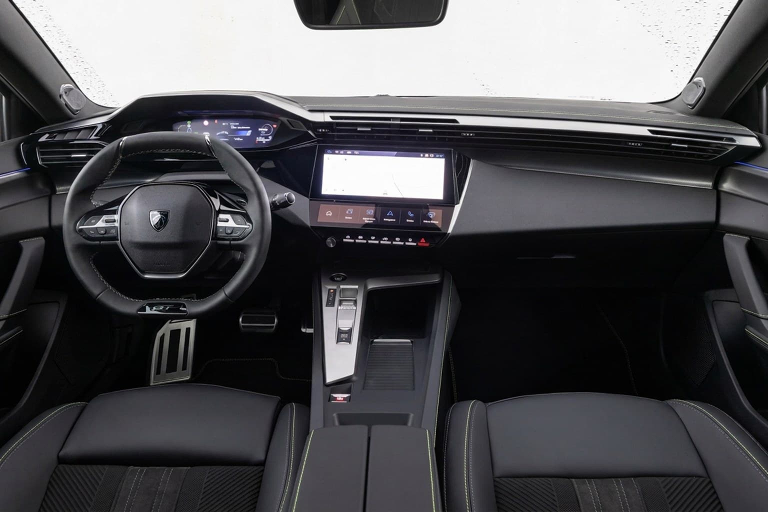 Салон Peugeot 308 SW — предпродажная подготовка салона | Автоателье BIRSON СПб