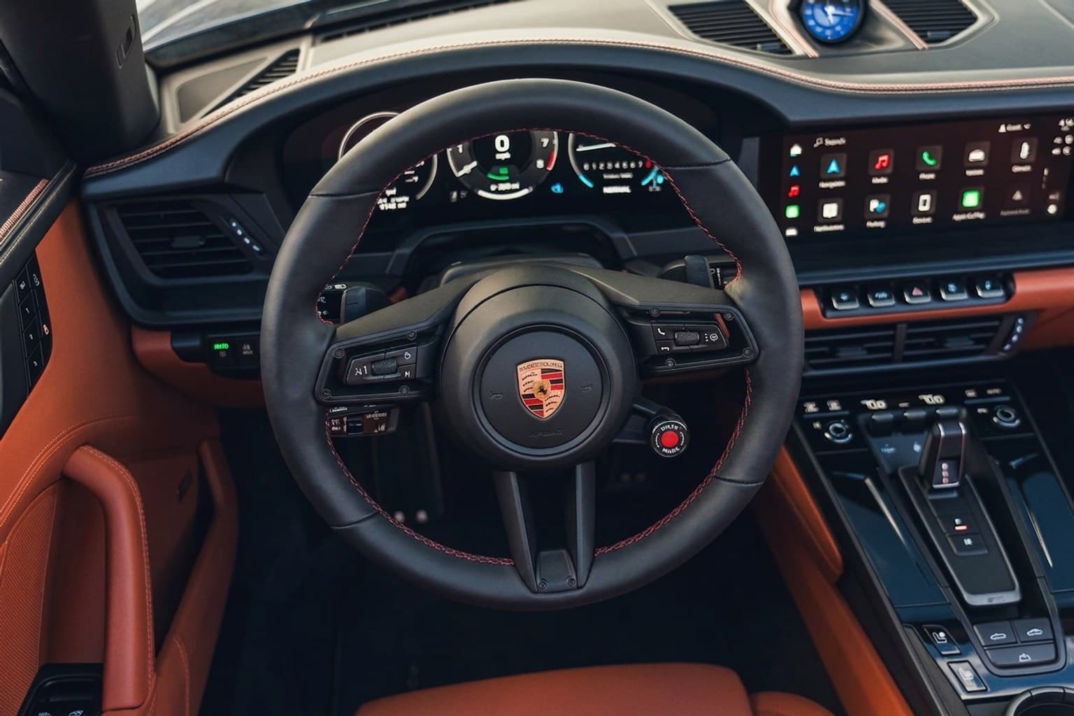 Салон Porsche 911 Carrera Cabrio — предпродажная подготовка салона | Автоателье BIRSON СПб