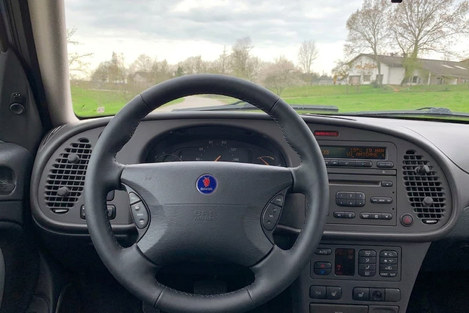 Салон Saab 9-3 SportCombi — предпродажная подготовка салона | Автоателье BIRSON СПб