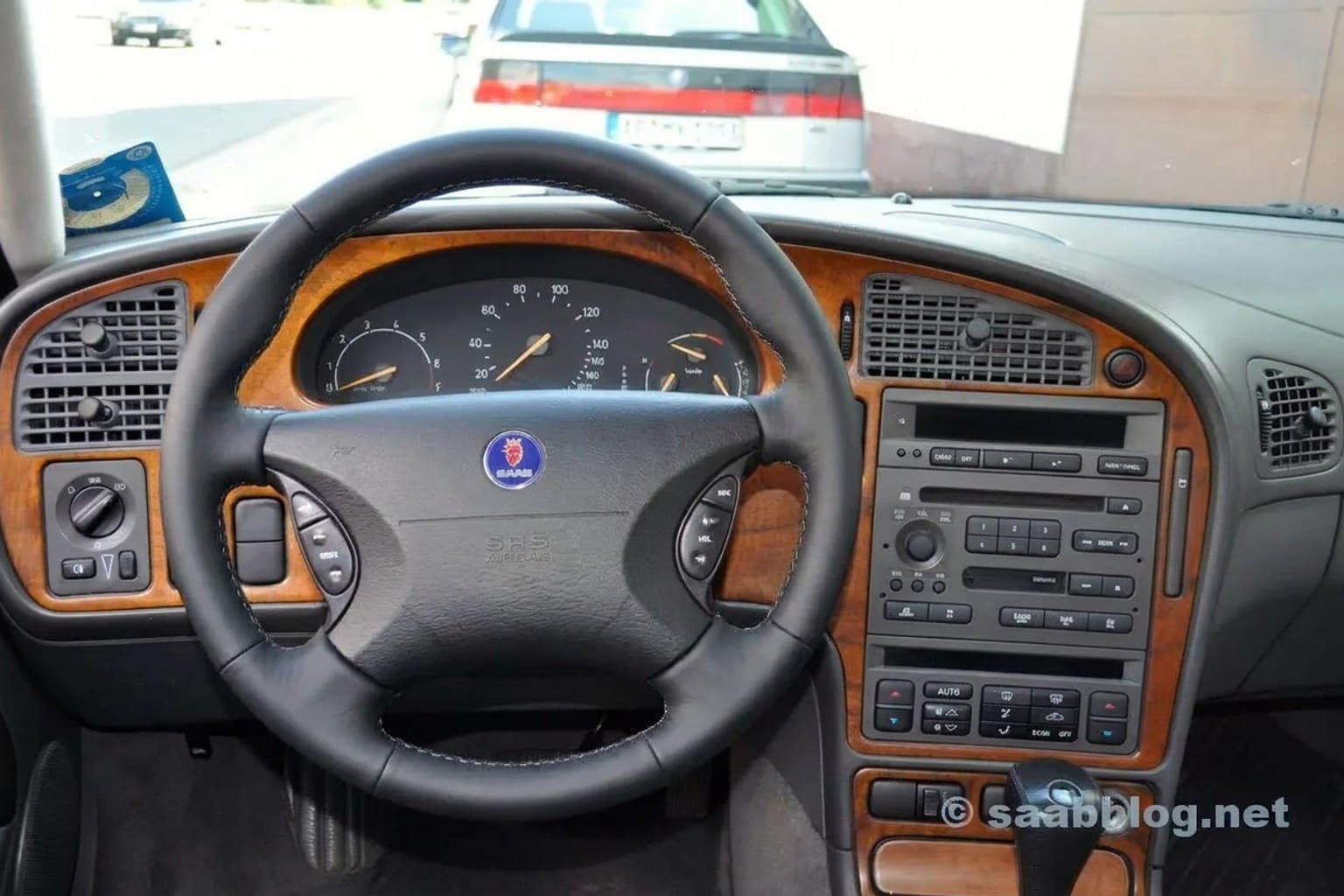Салон Saab 9-5 — замена ремней | Автоателье BIRSON СПб