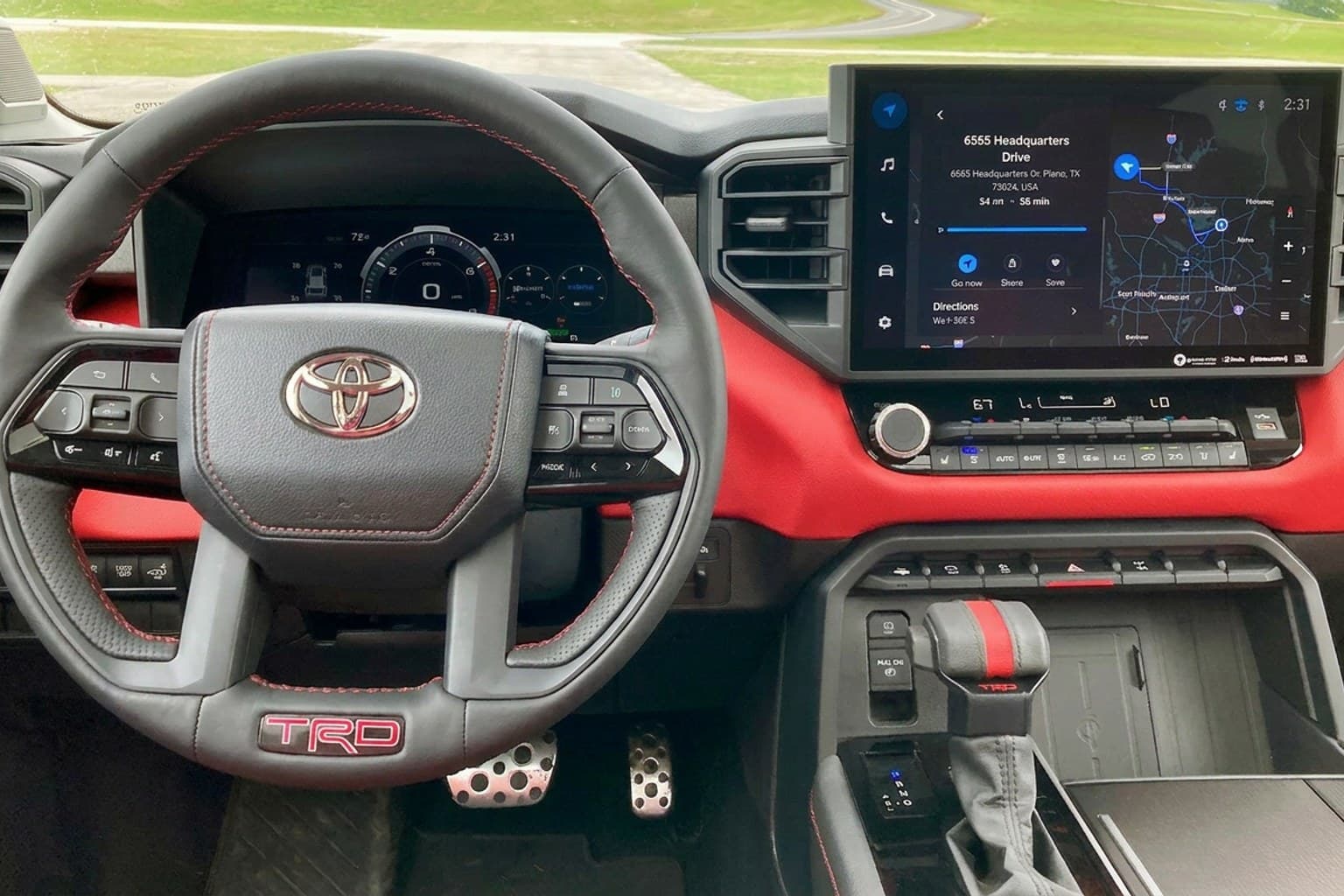Салон Toyota Sequoia — покраска руля | Автоателье BIRSON СПб