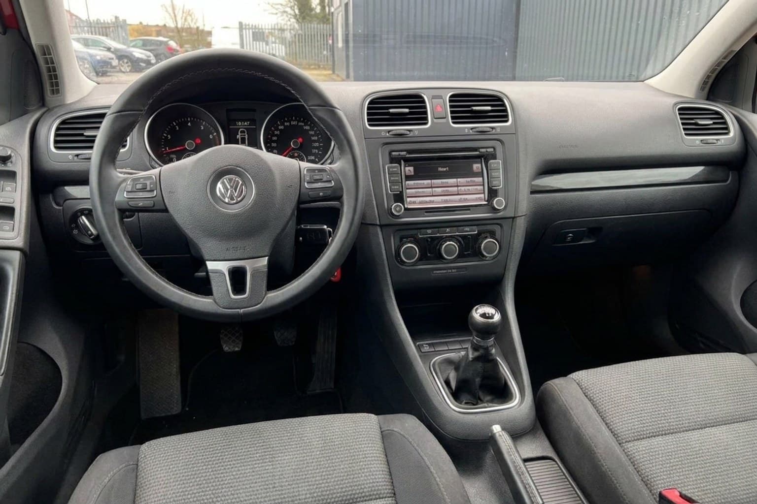 Салон Volkswagen Golf Cabrio — предпродажная подготовка салона | Автоателье BIRSON СПб