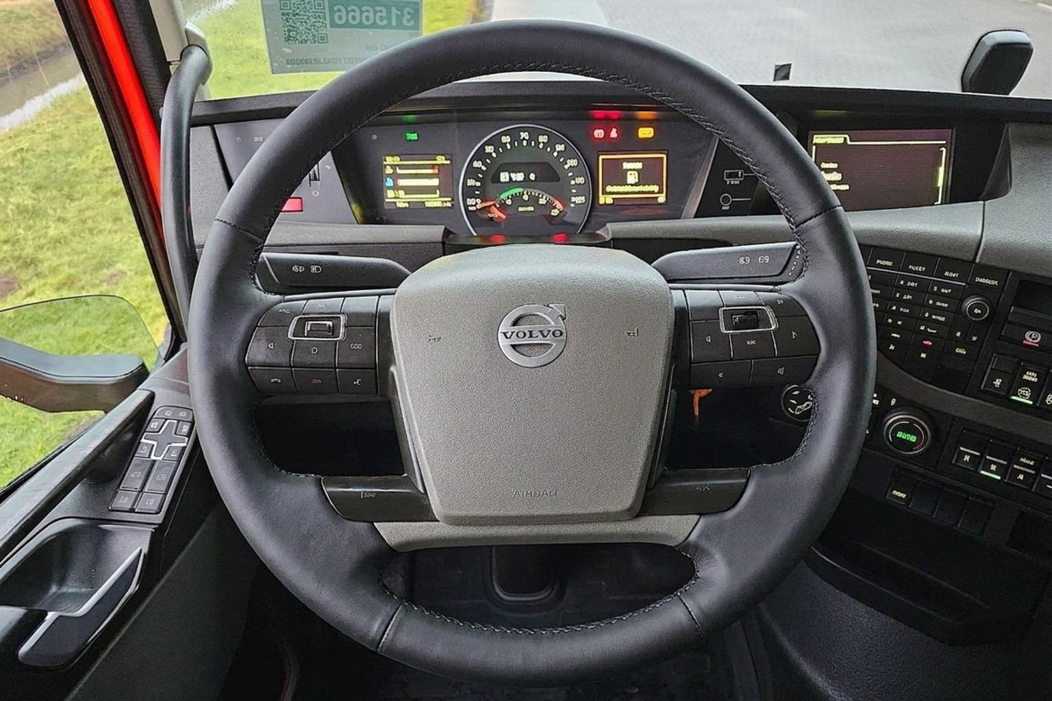 Салон Volvo 460 — ремонт шторок люка | Автоателье BIRSON СПб