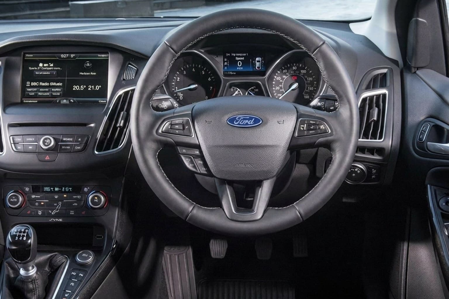 Салон Ford Focus — предпродажная подготовка салона | Автоателье BIRSON СПб
