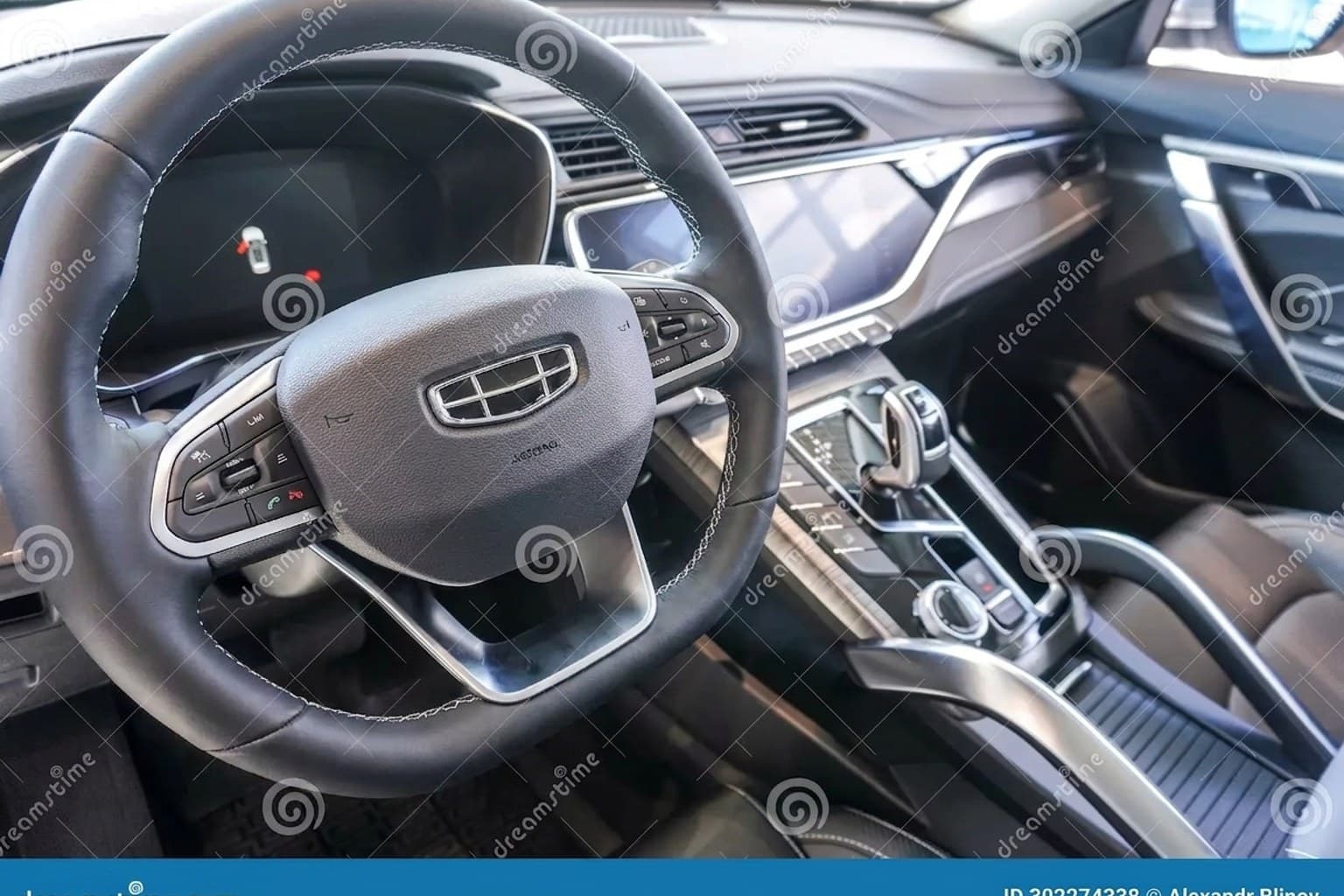 Салон Geely Monjaro — предпродажная подготовка салона | Автоателье BIRSON СПб