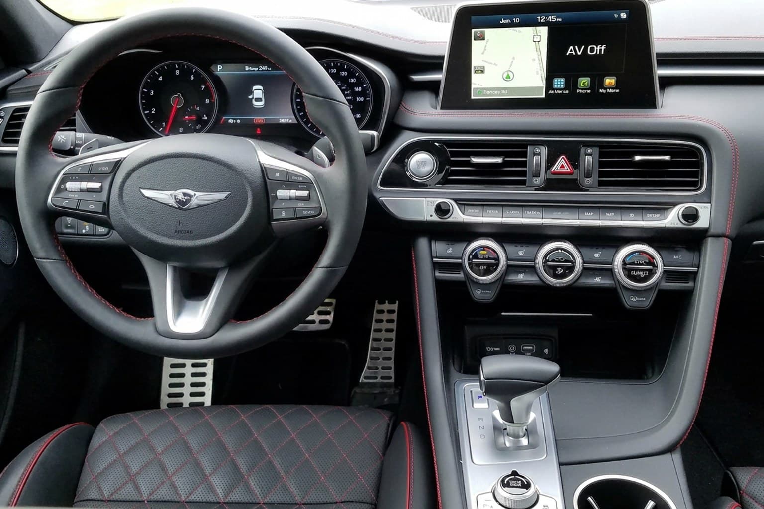 Салон Genesis G70 — предпродажная подготовка салона | Автоателье BIRSON СПб