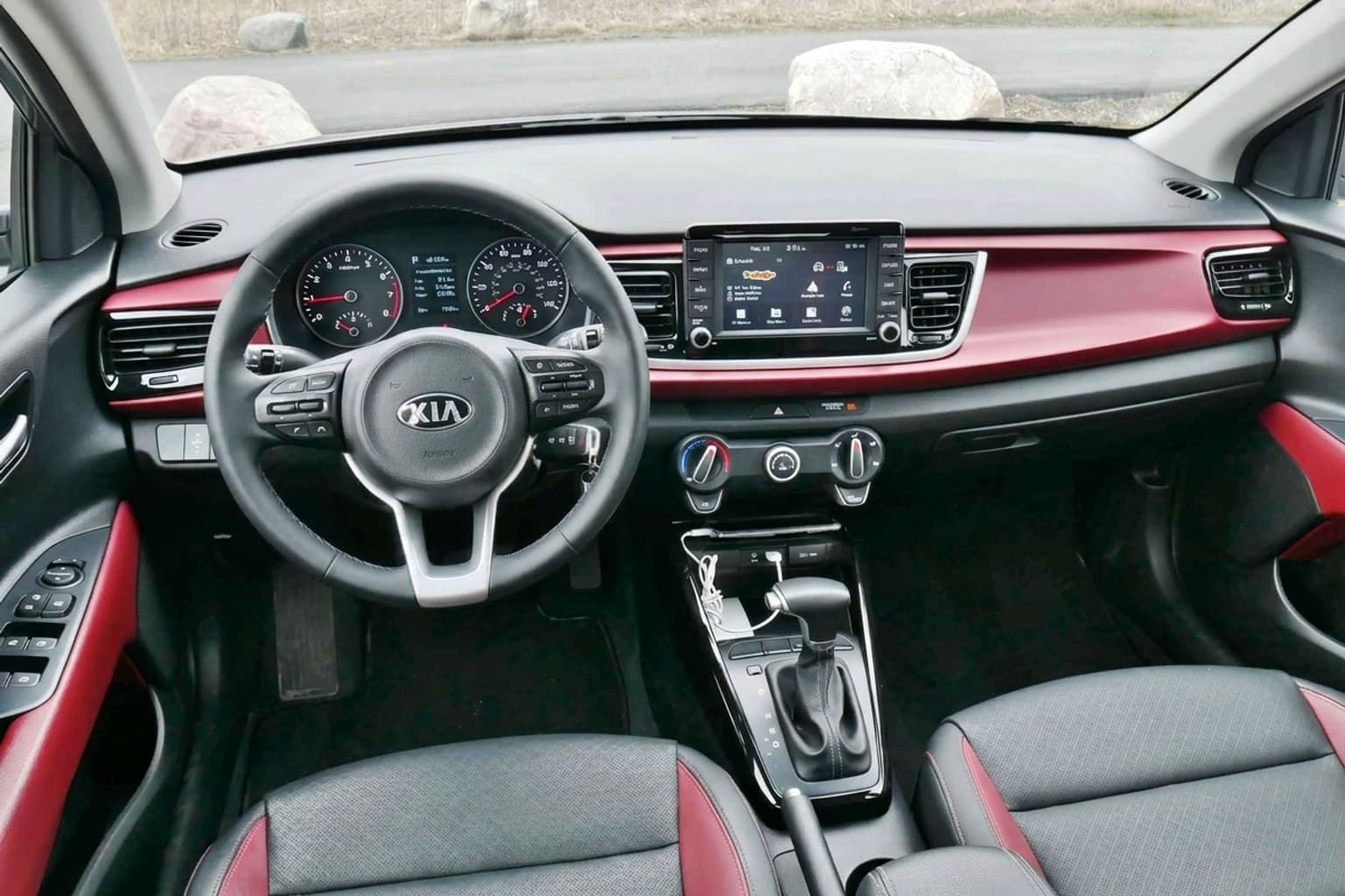 Салон Kia Rio — предпродажная подготовка салона | Автоателье BIRSON СПб
