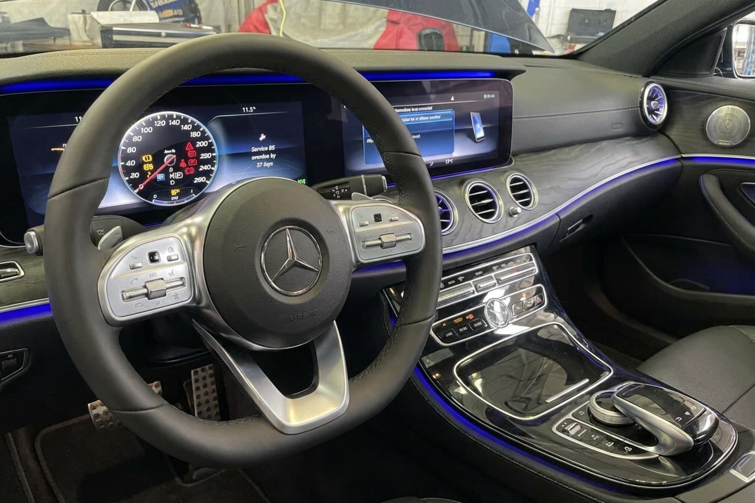 Салон Mercedes-Benz E-Class — предпродажная подготовка салона | Автоателье BIRSON СПб