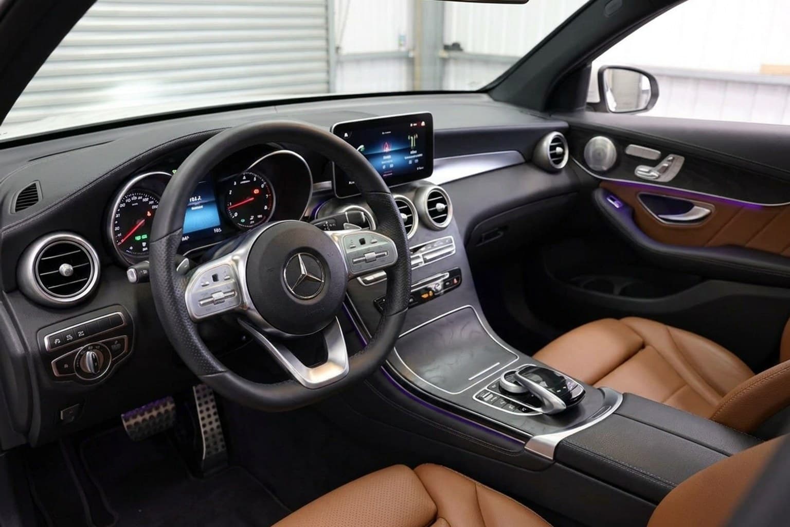 Салон Mercedes-Benz GLC — предпродажная подготовка салона | Автоателье BIRSON СПб
