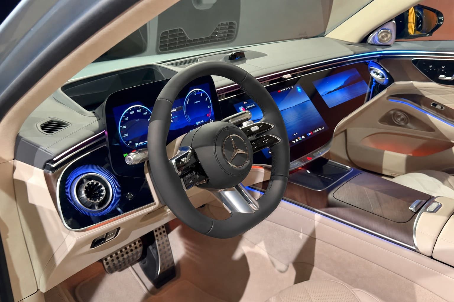 Салон Mercedes-Benz S-Class — предпродажная подготовка салона | Автоателье BIRSON СПб