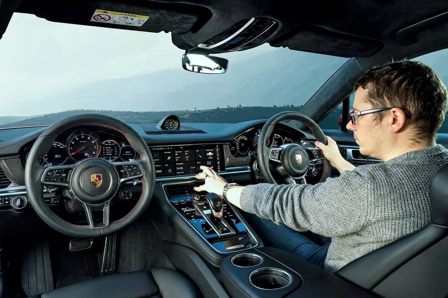Салон Porsche Panamera — предпродажная подготовка салона | Автоателье BIRSON СПб