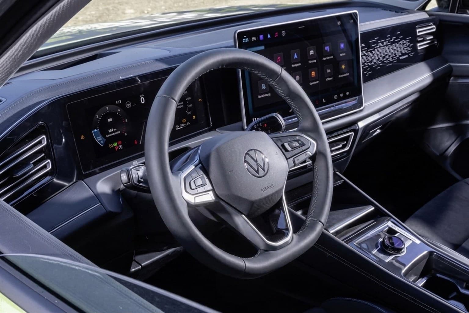 Салон Volkswagen Tiguan — предпродажная подготовка салона | Автоателье BIRSON СПб